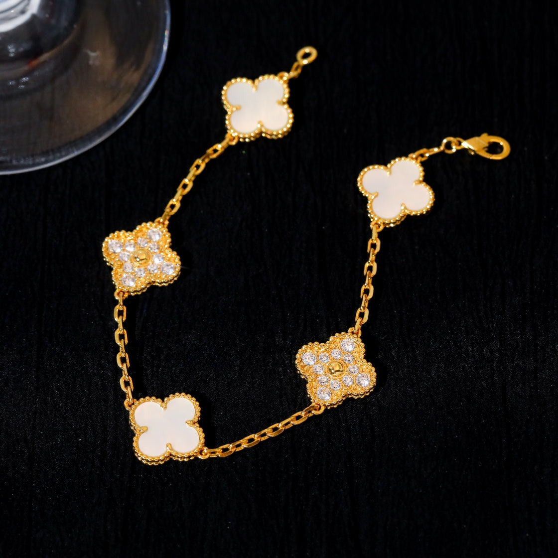 [WZQ]CLOVER BRACELET 5 MOTIF WHITE MOP DIAMOND