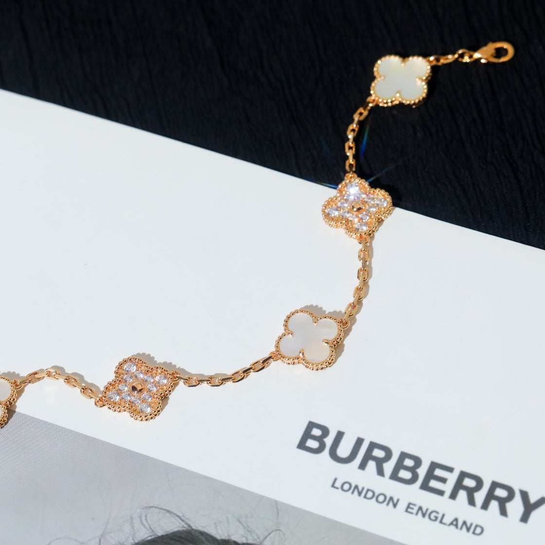 [WZQ]CLOVER BRACELET 5 MOTIF WHITE MOP DIAMOND